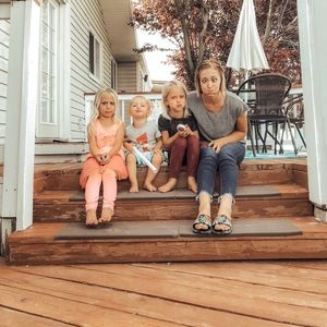 Meet your Posher, Kelcey